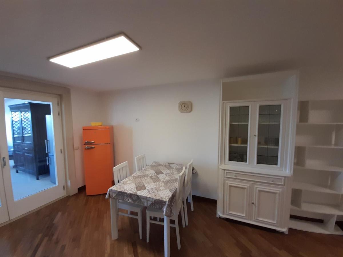 Appartamento Dimora Emilia Lecce Esterno foto