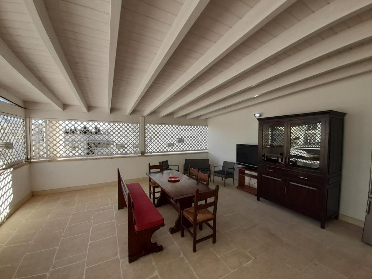Appartamento Dimora Emilia Lecce Esterno foto